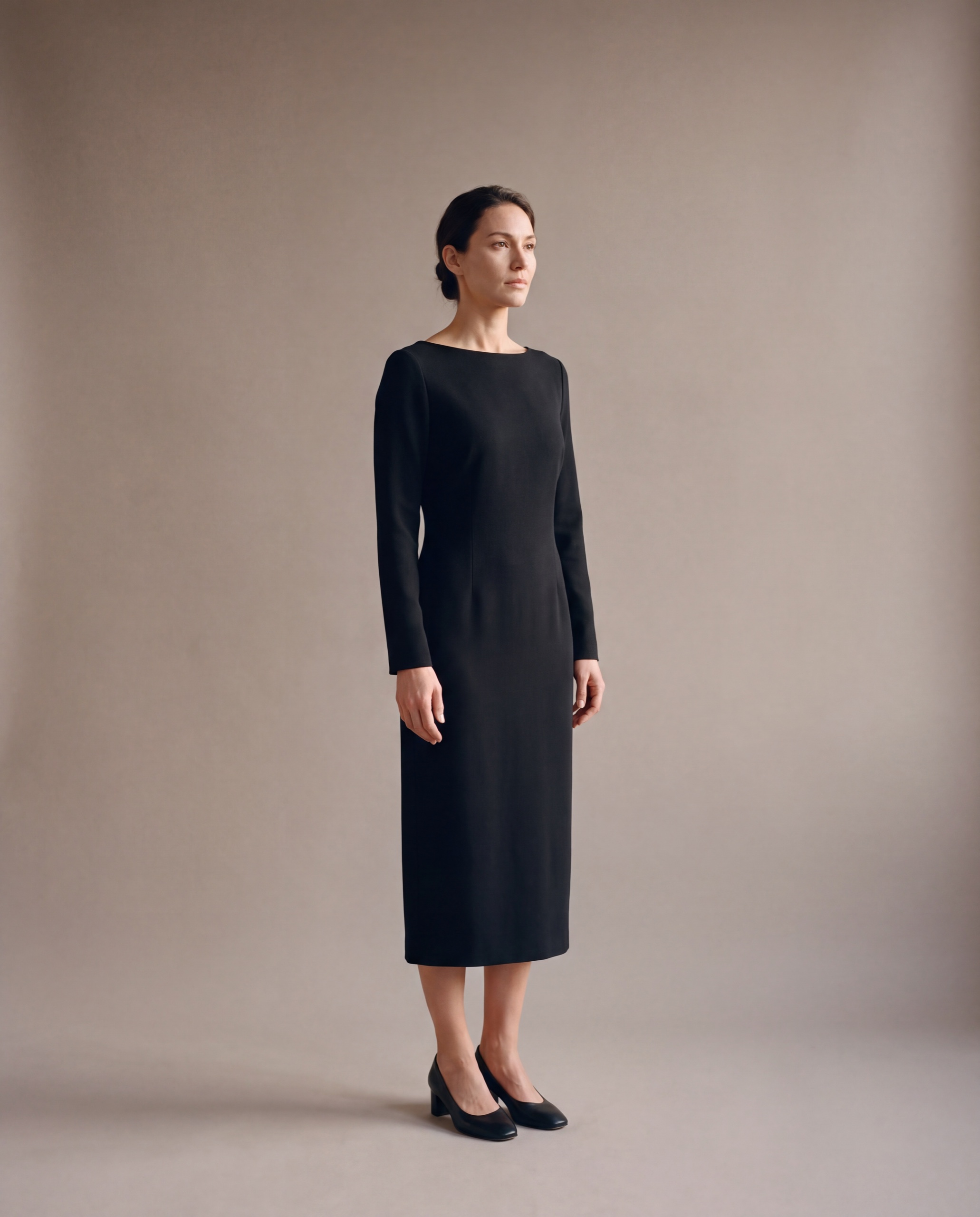HALDEN — Wool-crepe midi